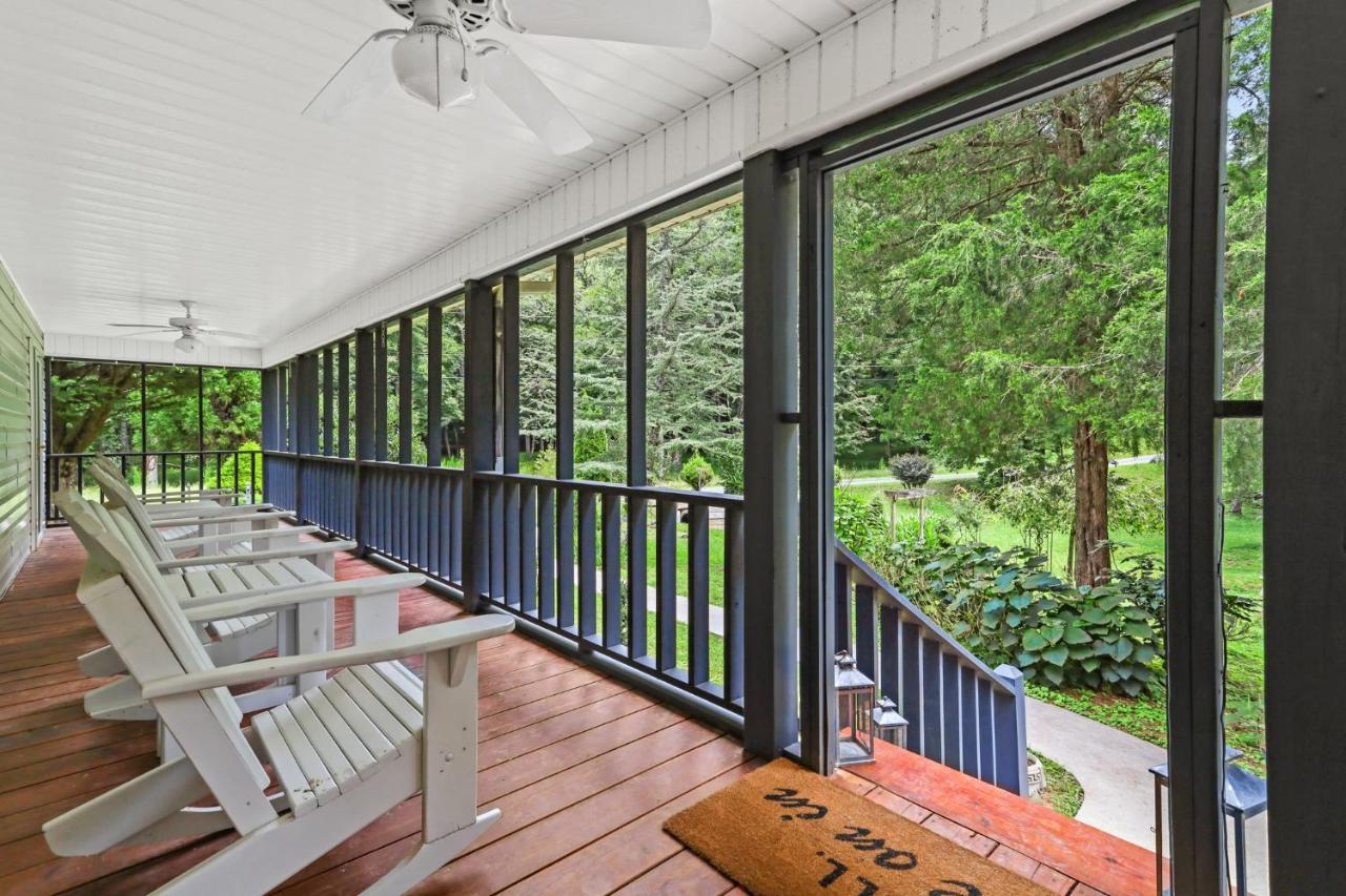 2 Separate Cabins Along A Peaceful Creek With Resort Amenities Ellijay Exterior photo