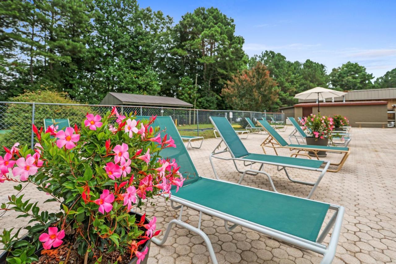2 Separate Cabins Along A Peaceful Creek With Resort Amenities Ellijay Exterior photo