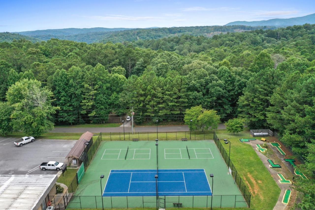 2 Separate Cabins Along A Peaceful Creek With Resort Amenities Ellijay Exterior photo